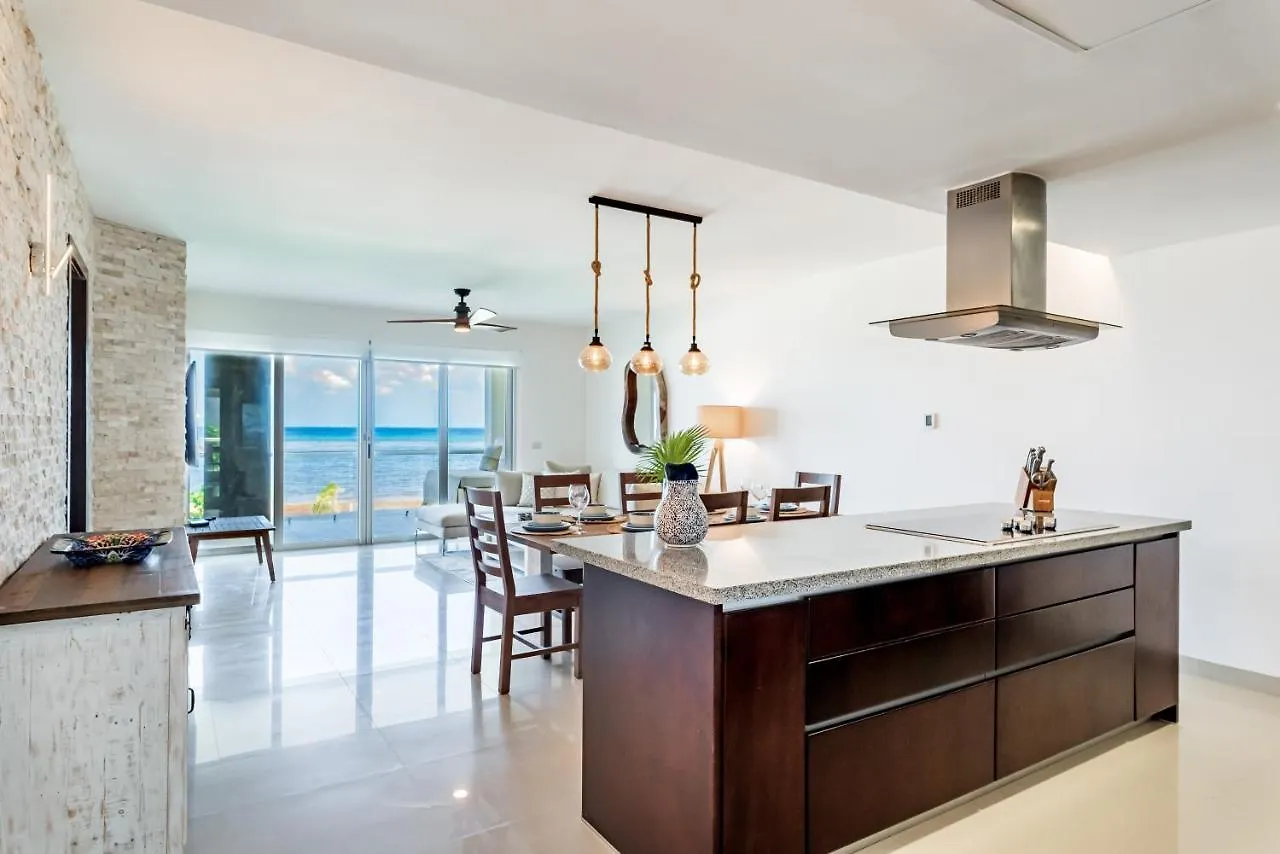 Gorgeous Ocean Front Apartment Casa Shell Condo Playa del Carmen 0*,