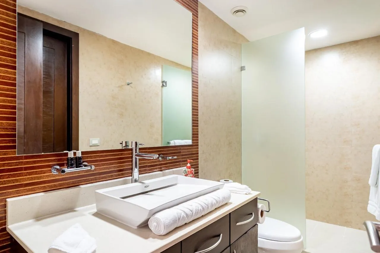 Gorgeous Ocean Front Apartment Casa Shell Condo Playa del Carmen