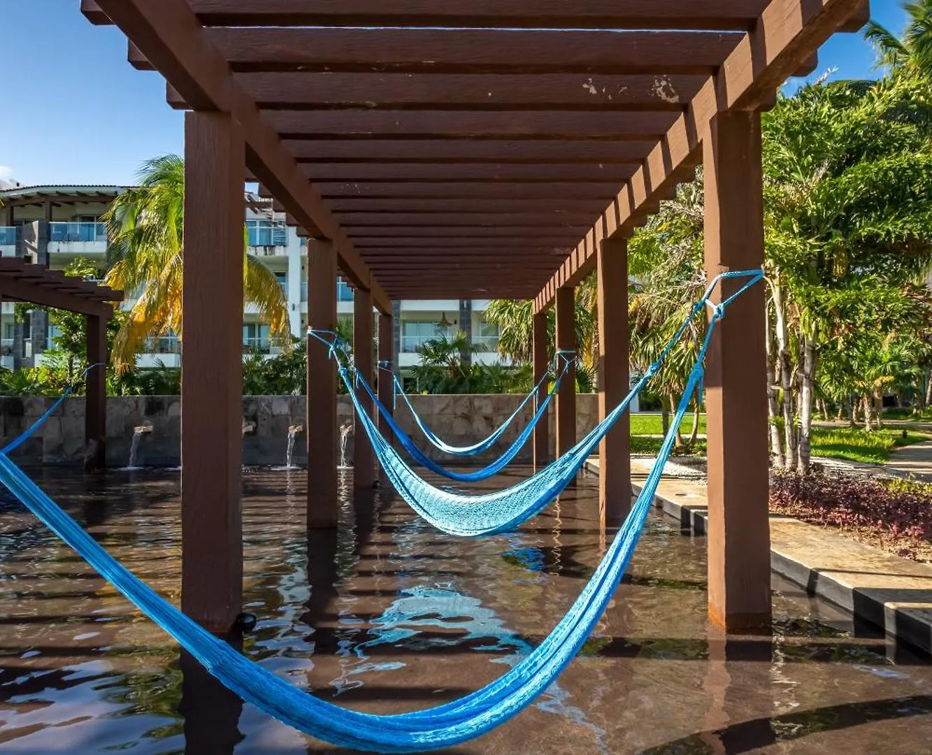 Gorgeous Ocean Front Apartment Casa Shell Condo Playa del Carmen